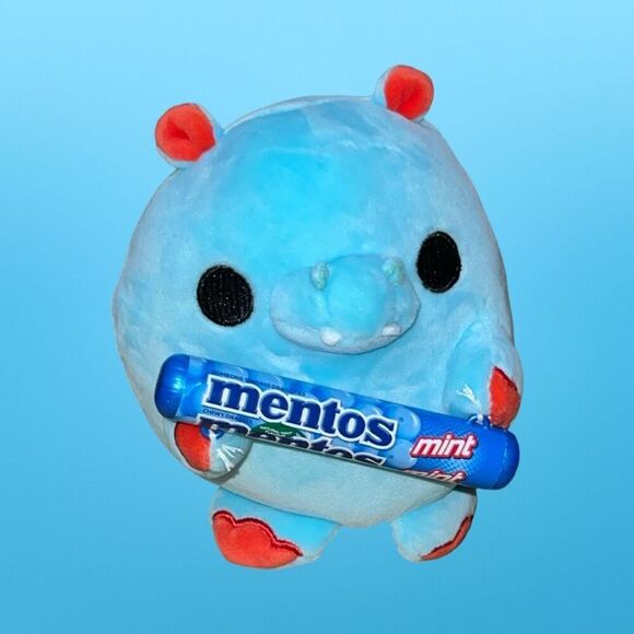 Zuru Snackles Series 1 Blind Bag Hippo & Mentos Plush 3.5” - Picture 2 of 3